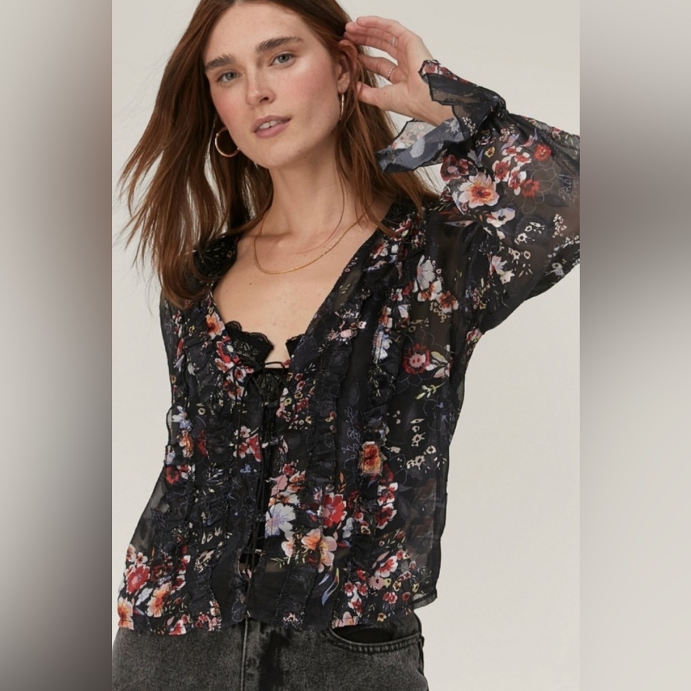 Nasty Gal Floral Chiffon Lace Up Blouse - Women’s Size 2
